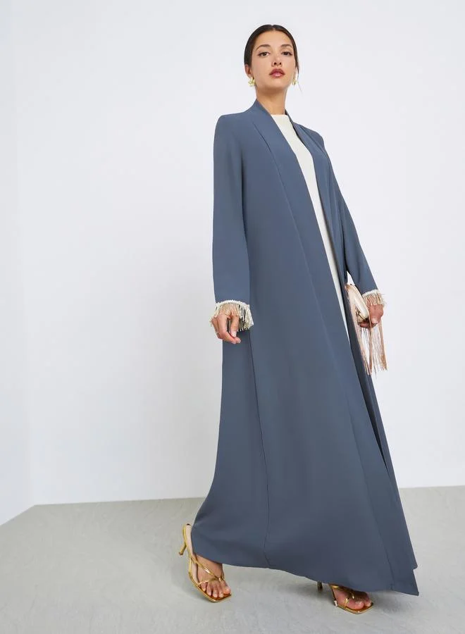 ستايلي عباية بحواف أساور منسلة